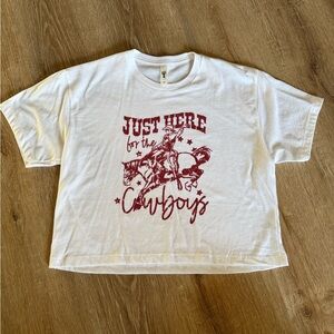 Just Here For The Cowboys Graphic Cropped Wester Tee Shirt Medium